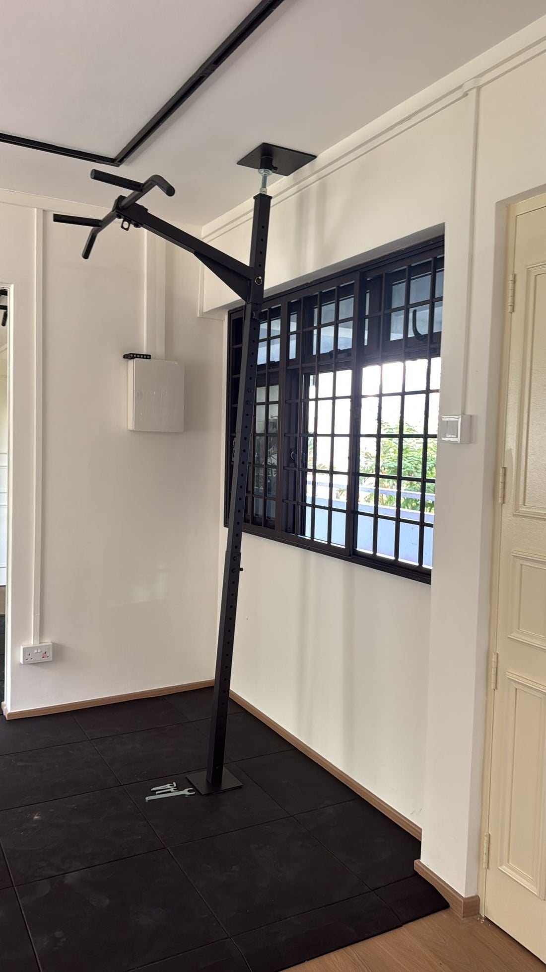 Why Every Home Gym Needs a Strong Pull-Up Bar: The Foundation of Calisthenics &amp; Functional Strength