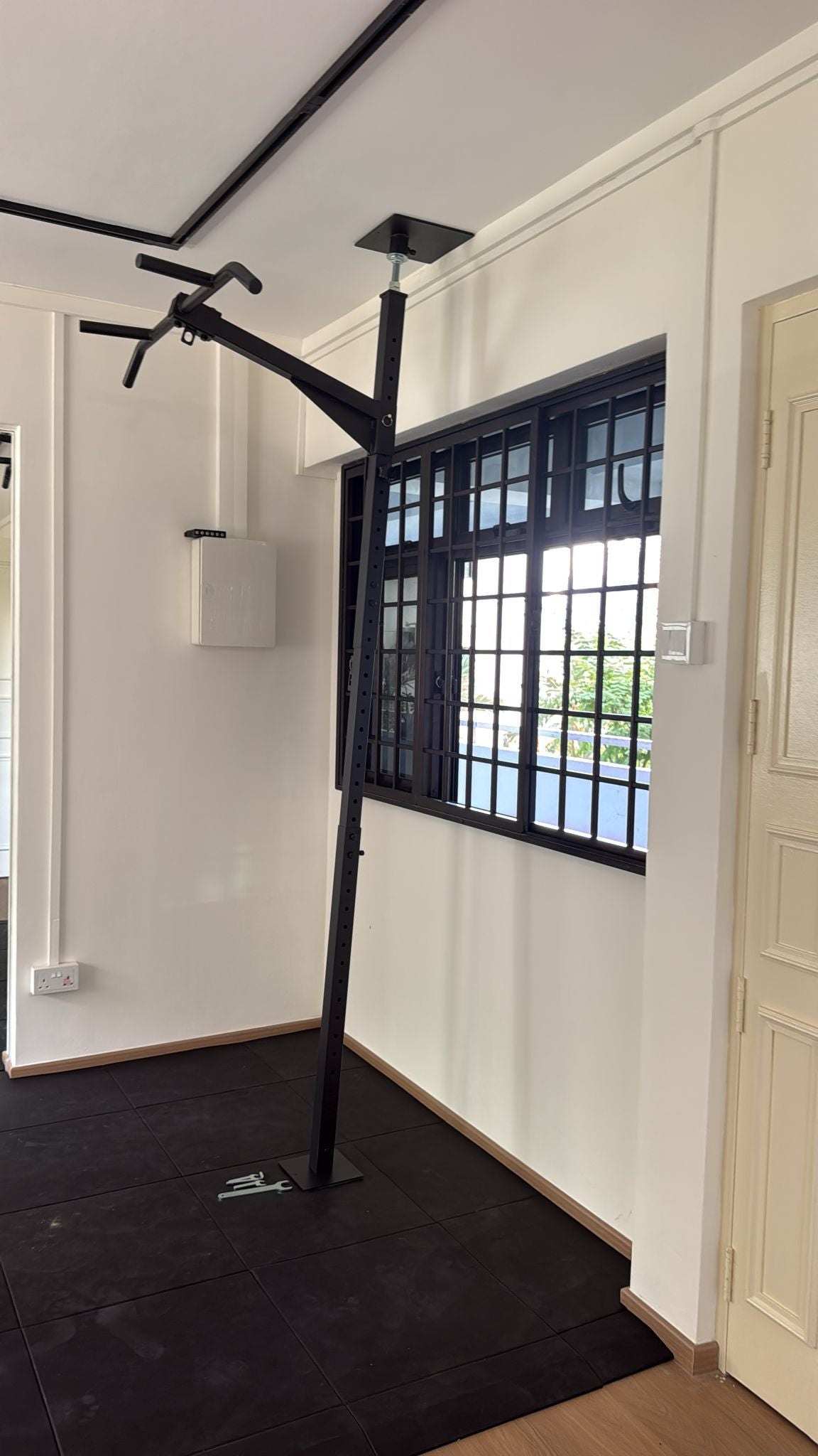 Why Every Home Gym Needs a Strong Pull-Up Bar: The Foundation of Calisthenics &amp; Functional Strength
